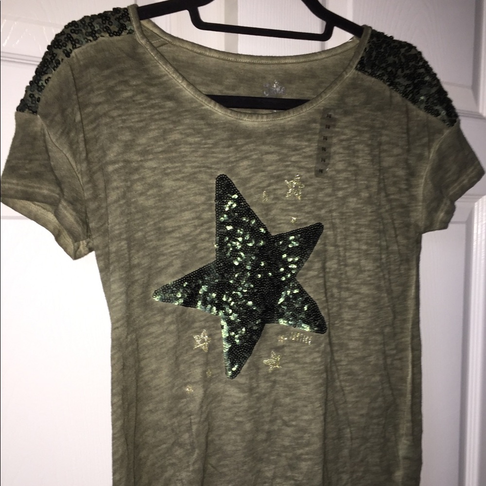 T-shirt